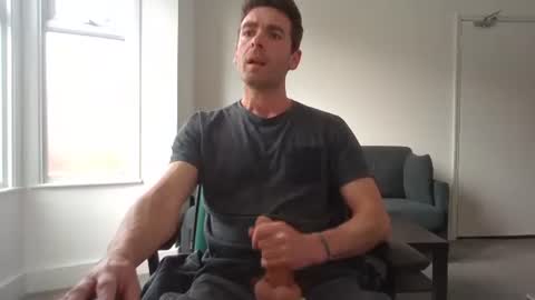 Snapshot of frenchbdmaninlondon chatting on May 14, 2026, 2:13 pm Horny Paul online show from May 14, 2026, 2:13 pm