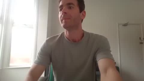 Snapshot of frenchbdmaninlondon chatting on May 19, 2026, 1:39 pm Horny Paul online show from May 19, 2026, 1:39 pm
