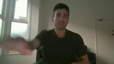 Snapshot of frenchbdmaninlondon chatting on May 31, 2026, 8:10 pm Horny Paul online show from May 31, 2026, 8:10 pm