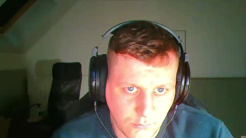 Snapshot of frenchfrieswithmayo chatting on May 17, 2026, 7:10 pm French fries online show from May 17, 2026, 7:10 pm