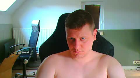 Snapshot of frenchfrieswithmayo chatting on May 28, 2026, 4:59 pm French fries online show from May 28, 2026, 4:59 pm