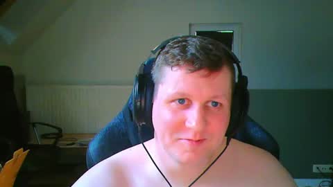 Snapshot of frenchfrieswithmayo chatting on June 11, 2026, 6:50 pm French fries online show from June 11, 2026, 6:50 pm