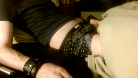 frenchms online show from March 7, 2025, 10:32 pm