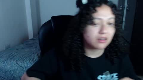 Louise  online show from December 29, 2024, 4:05 am