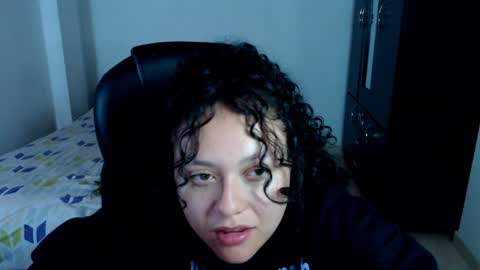 Louise  online show from January 17, 2025, 5:21 am