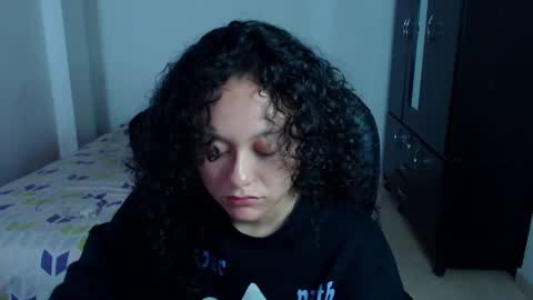 Louise  online show from February 23, 2025, 4:07 am