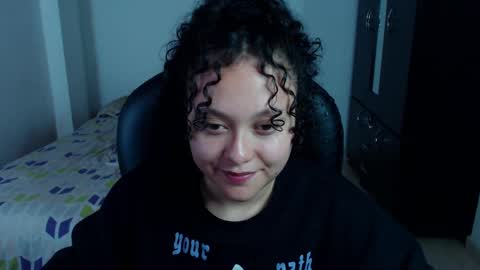 Louise  online show from February 24, 2025, 2:08 am