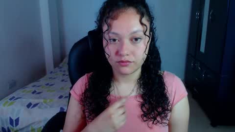 Louise  online show from December 15, 2025, 12:09 pm