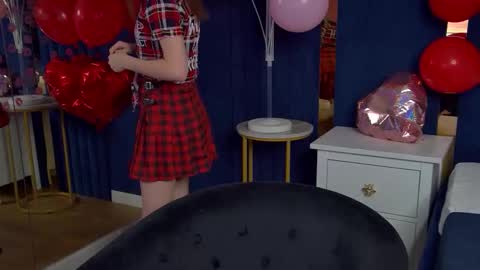 FreyaVey online show from February 18, 2026, 5:25 am