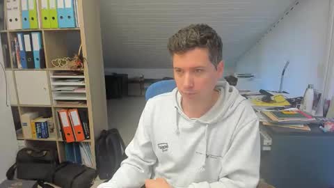 Francois online show from October 8, 2025, 6:44 am