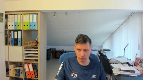 Francois online show from April 5, 2026, 9:39 am