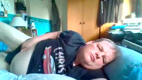 Snapshot of fritzboy290 chatting on July 18, 2026, 5:11 am Tom online show from July 18, 2026, 5:11 am