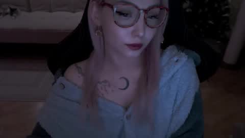 Snapshot of fromsun_forsoul chatting on February 10, 2026, 9:52 pm Lilith online show from February 10, 2026, 9:52 pm