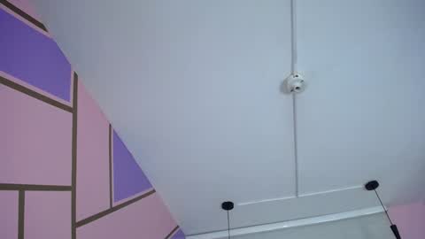 frreeya online show from December 11, 2024, 3:13 am