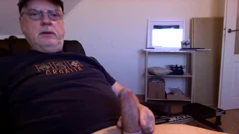Snapshot of fscking chatting on April 27, 2026, 5:27 am fscking online show from April 27, 2026, 5:27 am