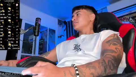 DEMONAELXX NEW ACCOUNT online show from May 15, 2026, 12:39 am