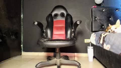 Snapshot of fuck_hardlove chatting on June 4, 2026, 6:47 pm Ricardodominic 1 MODELO INDEPENDIENTE online show from June 4, 2026, 6:47 pm