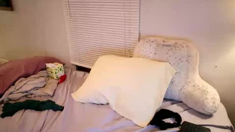 fuckmypussyplz1 online show from September 30, 2025, 3:33 am