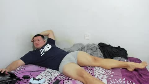 Snapshot of fuckynations chatting on December 14, 2024, 4:42 pm Fuckdirtymen online show from December 14, 2024, 4:42 pm