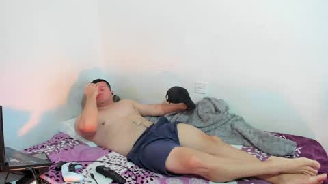 Snapshot of fuckynations chatting on December 22, 2024, 1:01 am Fuckdirtymen online show from December 22, 2024, 1:01 am