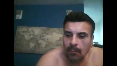 fuego1ento22 online show from November 10, 2025, 9:19 am