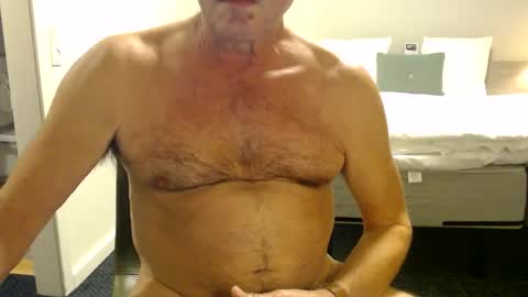 fuldaflyst4 online show from November 12, 2025, 11:58 pm