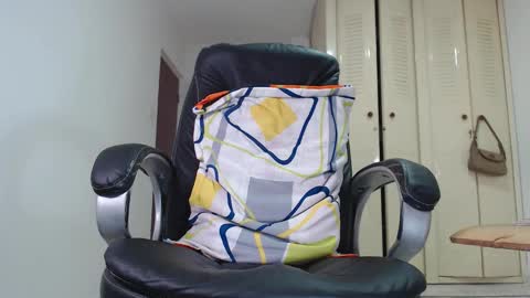 Andres. online show from February 5, 2026, 6:18 am