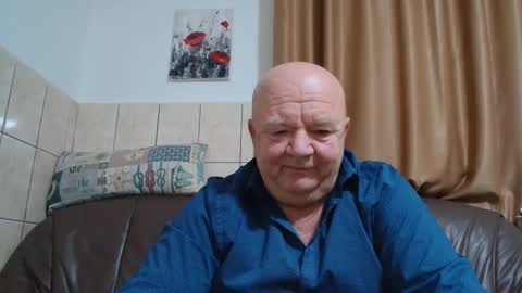 fullballs6 online show from December 18, 2024, 3:37 am