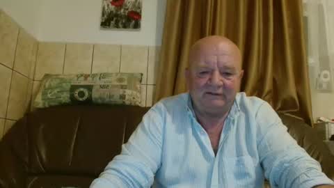 fullballs6 online show from October 13, 2025, 1:49 am