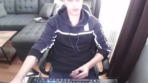 fullandready online show from December 2, 2024, 3:25 pm