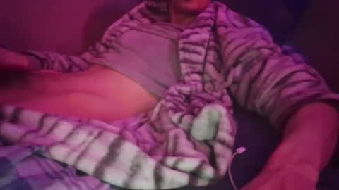 fundude1993 online show from January 16, 2025, 6:56 am