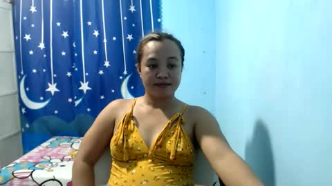 Snapshot of funluvnpinay4u chatting on May 21, 2026, 1:56 am MAE online show from May 21, 2026, 1:56 am