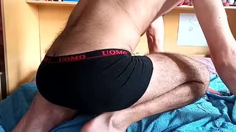 Italian men online show from January 20, 2025, 2:14 pm