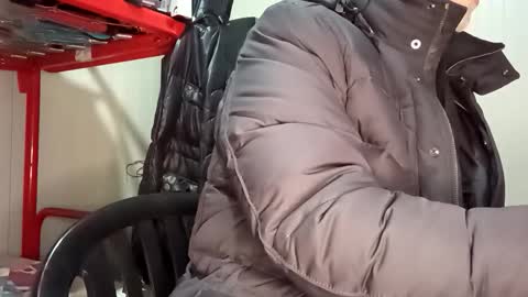 Italian men online show from December 17, 2025, 6:41 am