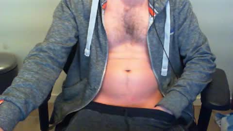 YWhiteNiceMan online show from April 19, 2026, 10:34 pm