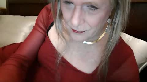 Snapshot of funtimetgirl chatting on December 19, 2025, 11:06 am Jessie Love online show from December 19, 2025, 11:06 am