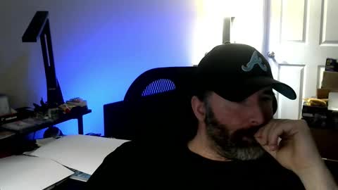 Snapshot of fuzz69_ chatting on December 4, 2025, 9:01 pm fuzz69_ online show from December 4, 2025, 9:01 pm