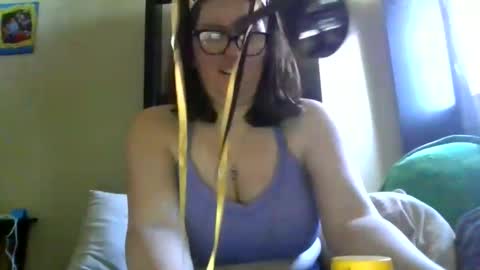 fuzzypeaches87 online show from March 27, 2026, 3:34 pm