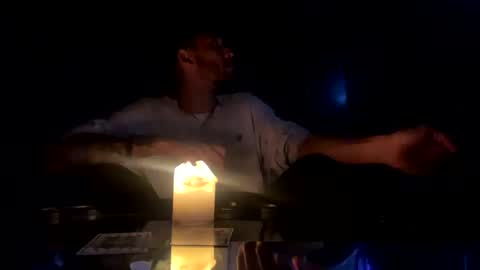 fvvkboyy online show from January 7, 2025, 7:20 am