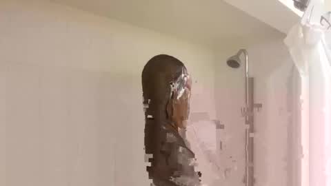 fvvkboyy online show from January 29, 2025, 8:08 am