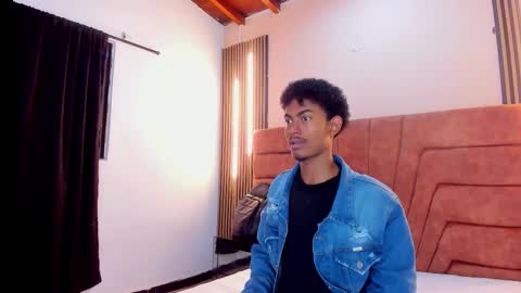 fykmor online show from November 4, 2025, 3:49 am