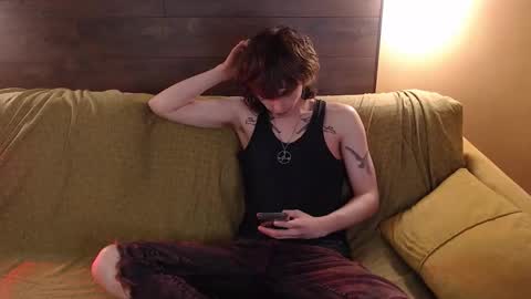 Snapshot of g1vememoney chatting on February 8, 2026, 10:24 pm Ian online show from February 8, 2026, 10:24 pm