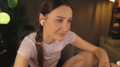 G online show from February 25, 2025, 5:58 pm