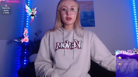 Gabriela online show from January 2, 2025, 3:05 am