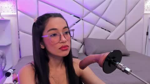 gabbieskinny online show from May 12, 2026, 2:58 pm