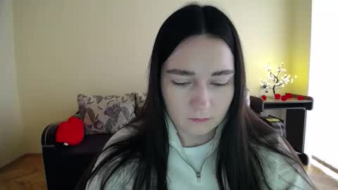 Jaklin online show from February 11, 2026, 9:25 am