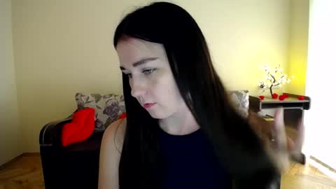 Snapshot of gabby_di chatting on July 7, 2026, 9:02 am Jaklin online show from July 7, 2026, 9:02 am