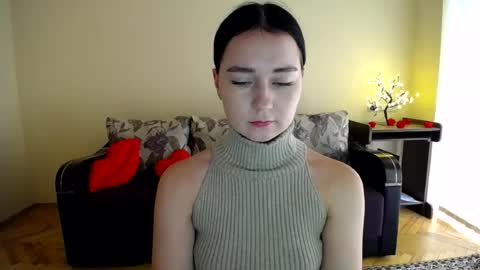 Snapshot of gabby_di chatting on July 9, 2026, 8:40 am Jaklin online show from July 9, 2026, 8:40 am