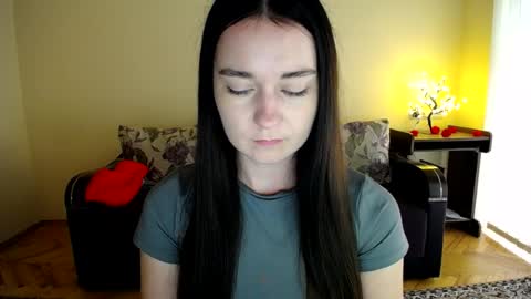Snapshot of gabby_di chatting on July 11, 2026, 9:23 am Jaklin online show from July 11, 2026, 9:23 am
