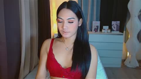 Snapshot of gabriela_deluxe chatting on February 8, 2026, 8:40 am gabriela_deluxe online show from February 8, 2026, 8:40 am